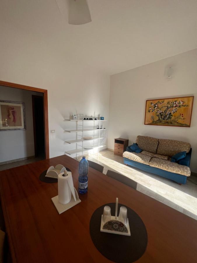 A Casa Di Rosa,Fronte Spiaggia, Piscina,Parcheggio Trapani Buitenkant foto