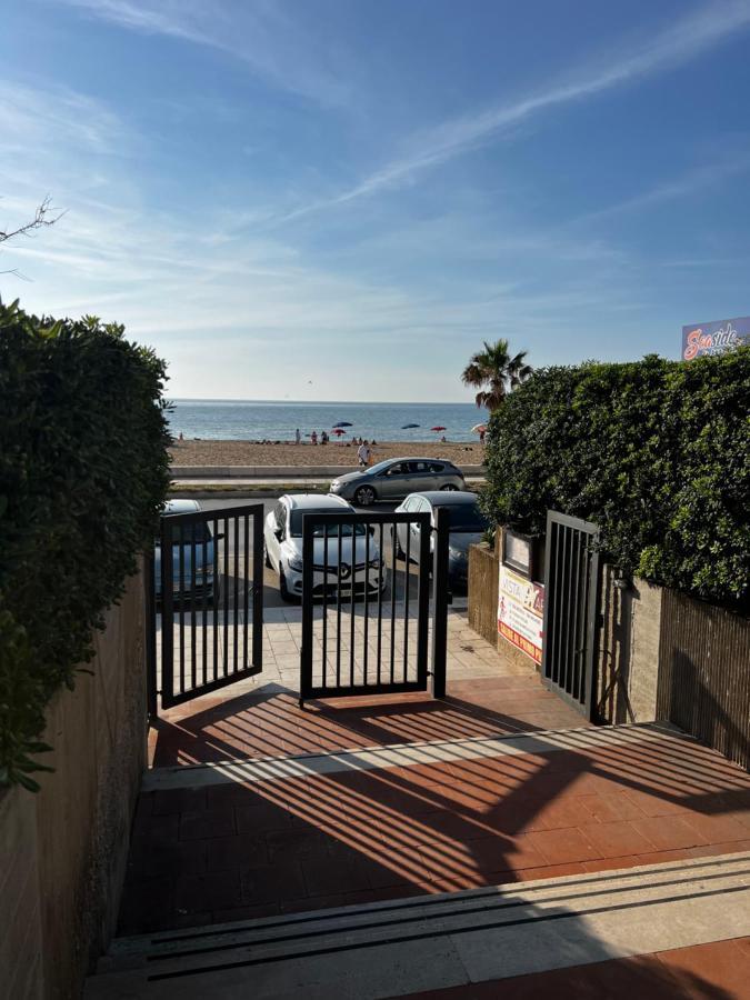 A Casa Di Rosa,Fronte Spiaggia, Piscina,Parcheggio Trapani Buitenkant foto