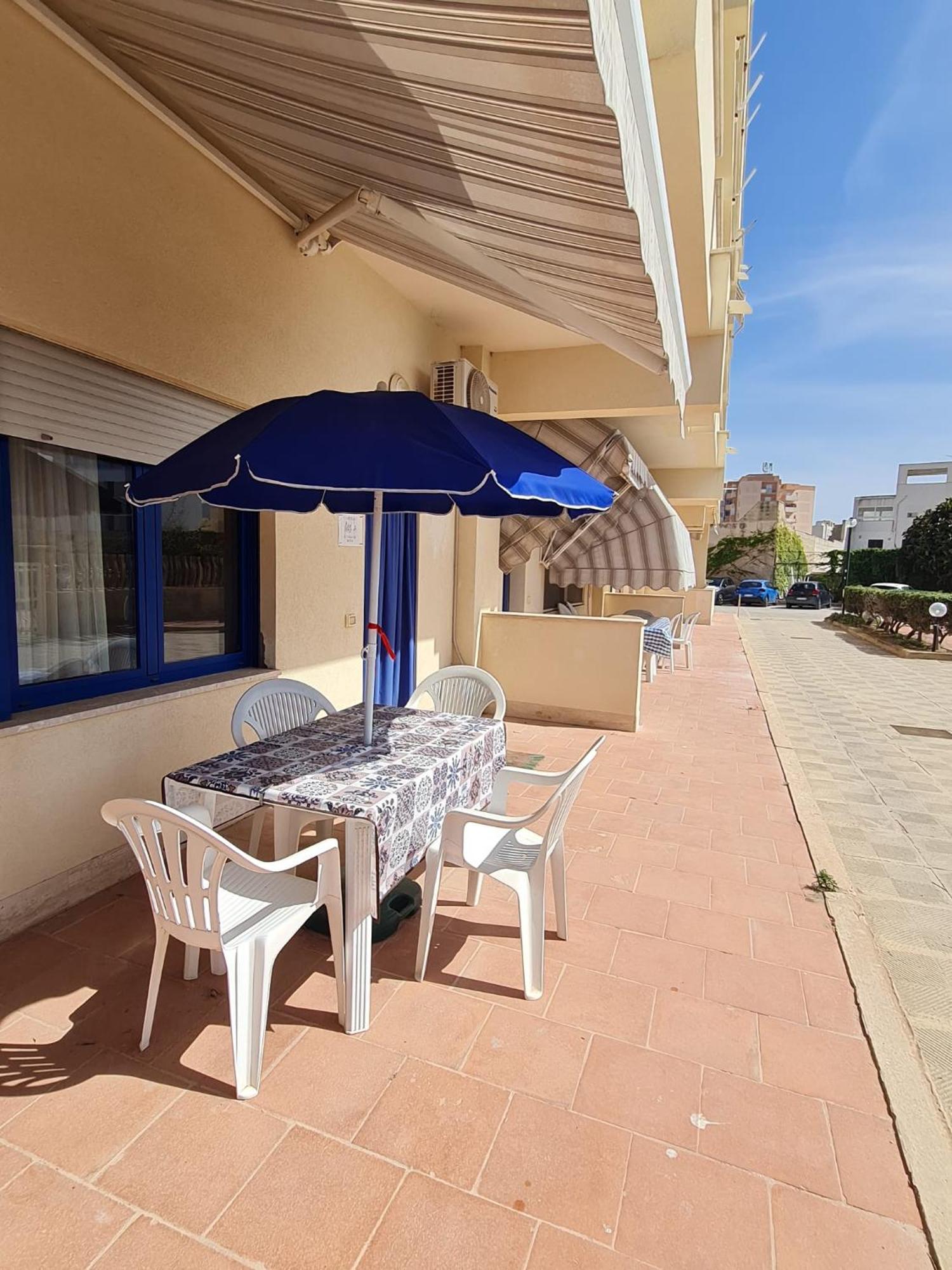 A Casa Di Rosa,Fronte Spiaggia, Piscina,Parcheggio Trapani Buitenkant foto