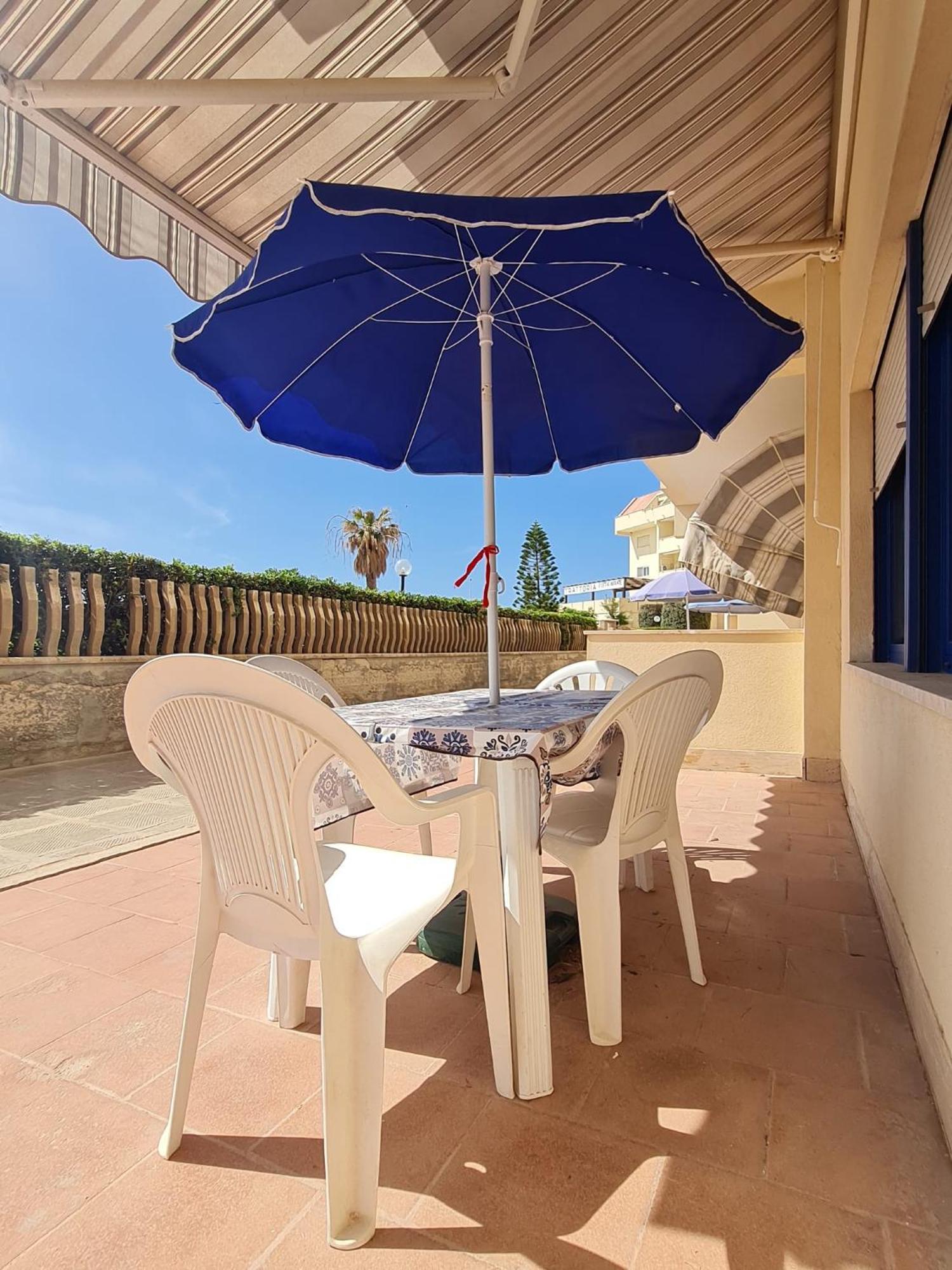 A Casa Di Rosa,Fronte Spiaggia, Piscina,Parcheggio Trapani Buitenkant foto